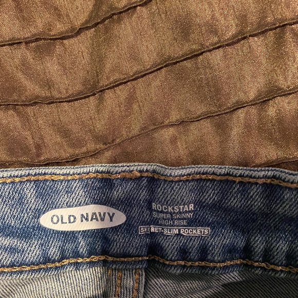 Old navy jeans - Picture 3 of 4